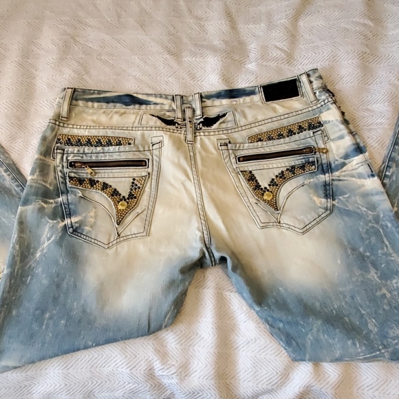 Designer denim - Picture 3 of 4